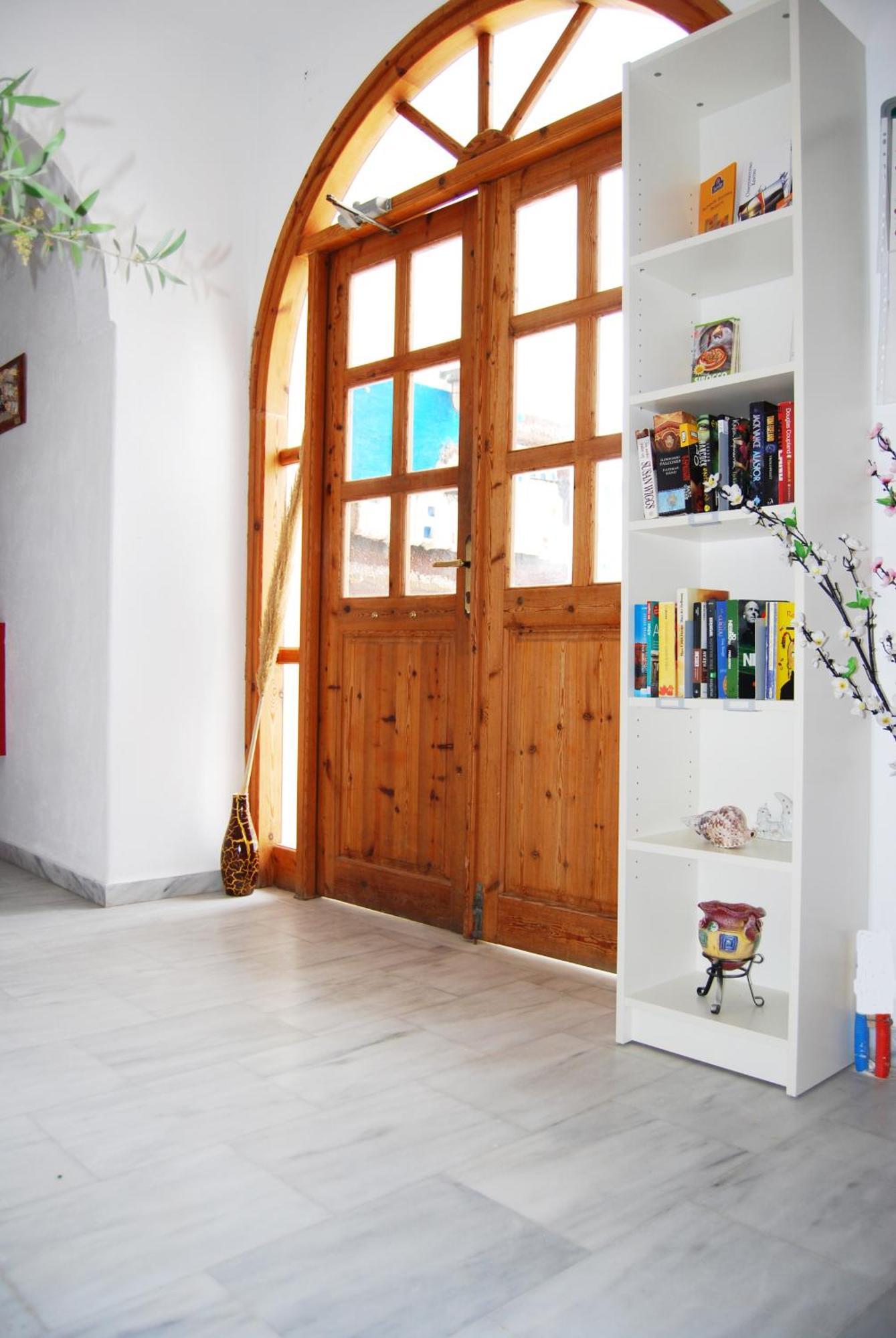 Apart Otel Aretousa