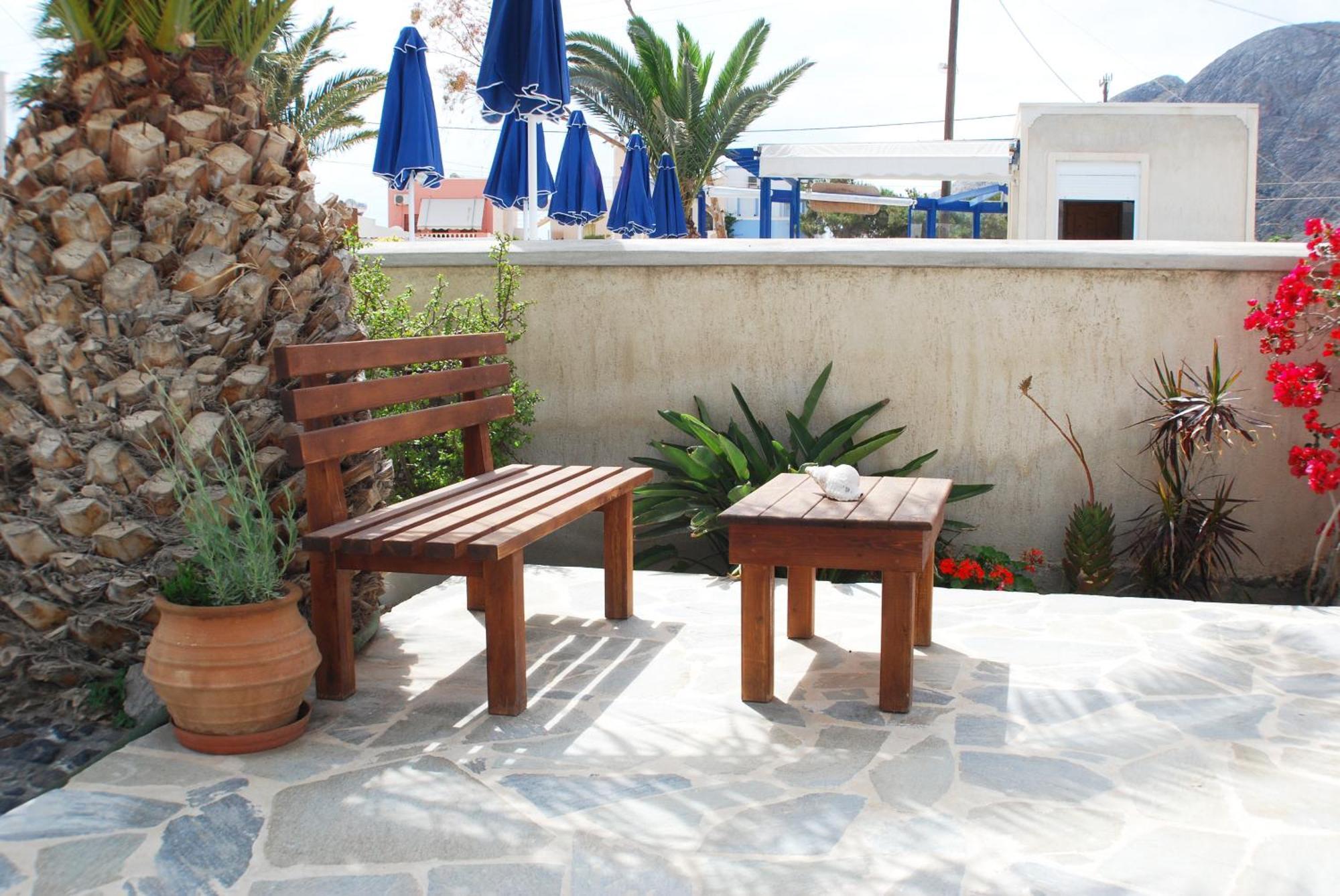 Apart Otel Aretousa Perissa (Santorini)