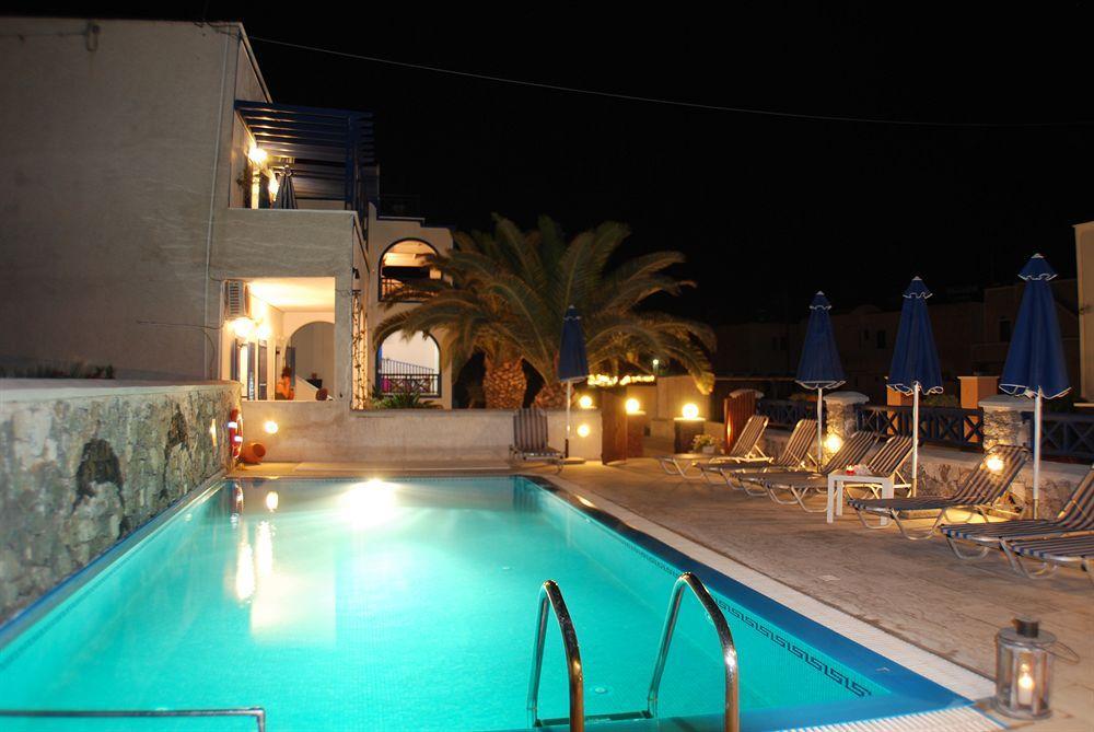 Aretousa Apart Otel Perissa (Santorini)