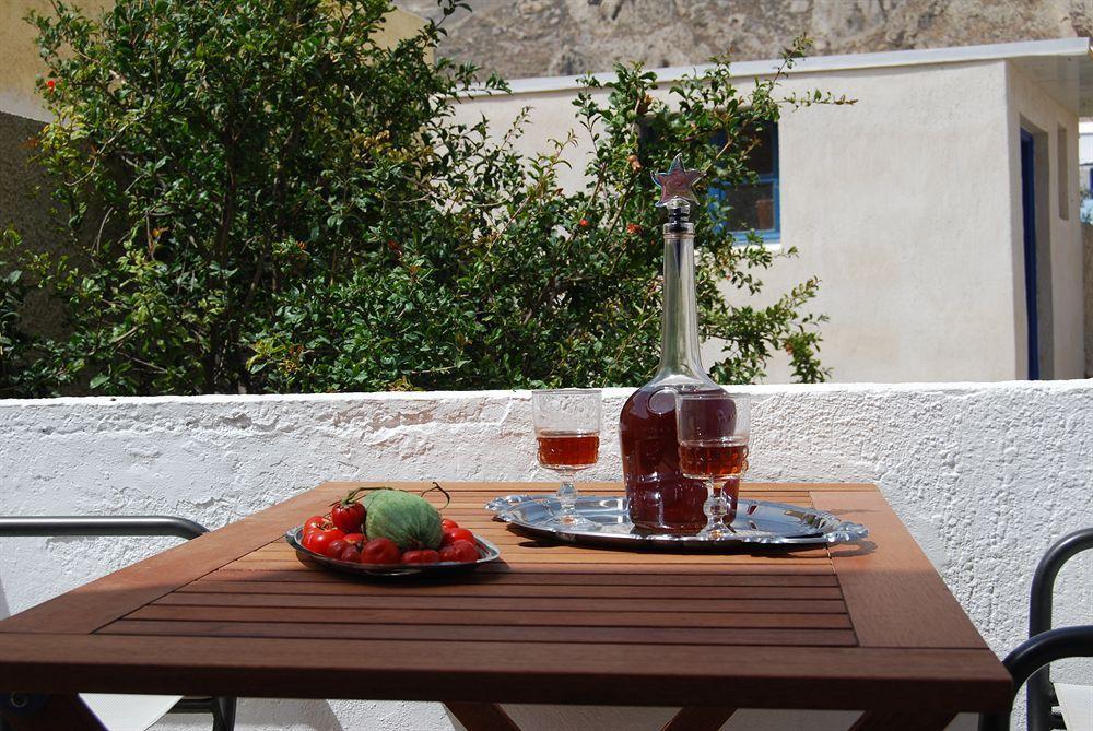 Aretousa Apart Otel Perissa (Santorini)