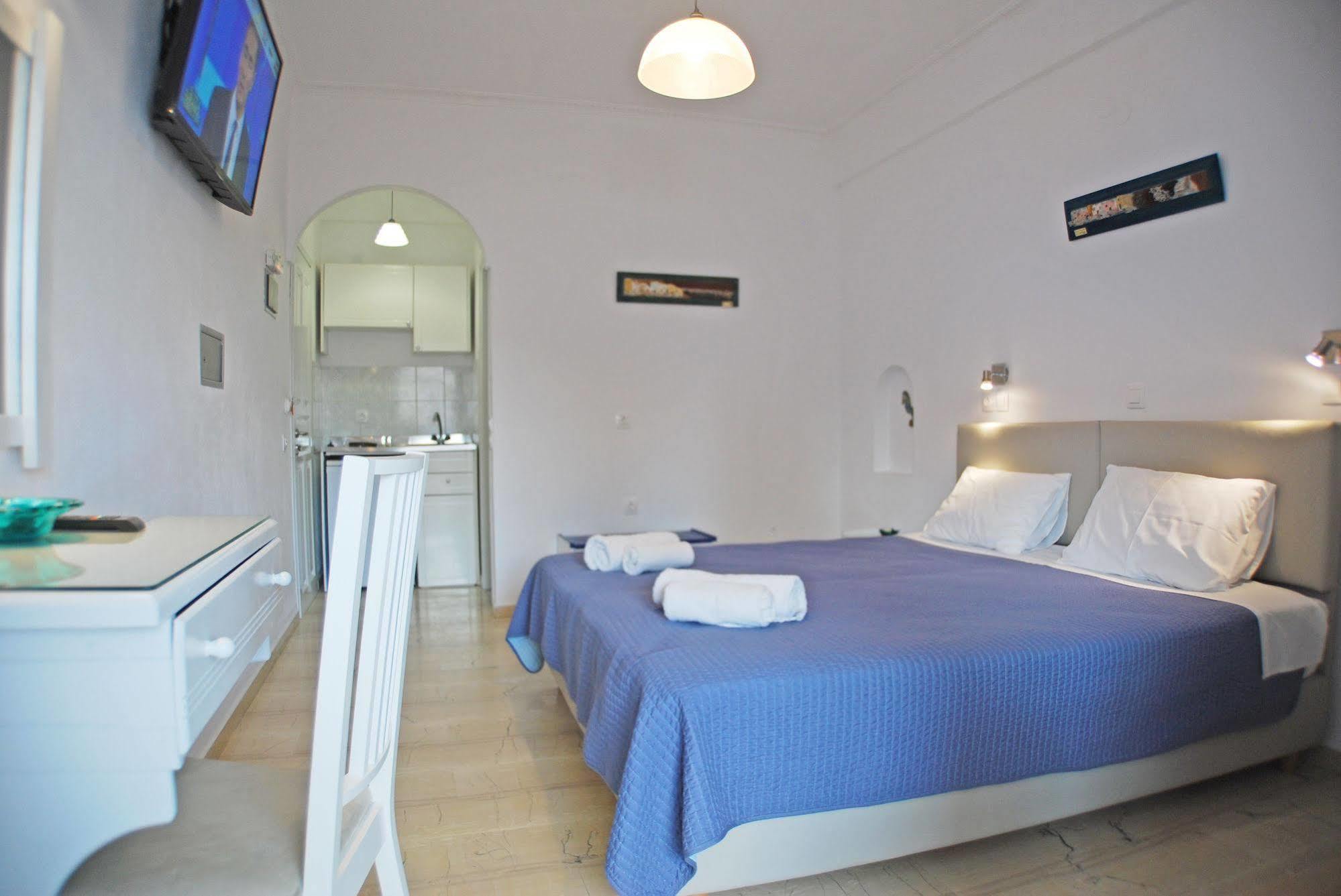 Apart Otel Aretousa 3*